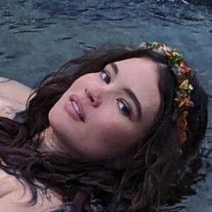 MollyRebbit / MollyRedWolf / mollyredwolf_ph