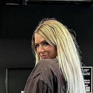 Nikita Simpson / nikita_simpson