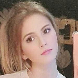 Itsjustdesire / anna / dreamsoffame / sensitivesorry