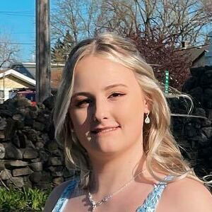 Anya Marie / anyatruax / mariebabbyy