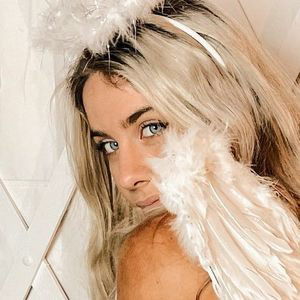 LilBlondii / LunarGoddess_xo / lilhippie636