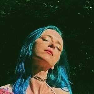 Switchy Sally / https: / sallyjanerain / sallyjaneraine