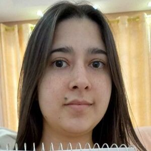 alexis.groves / gr33dygirl
