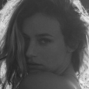 Mia C. Bell / Mia Larelle / miacbell / mialarelle