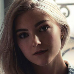 evaelfiefree / theevaelfie