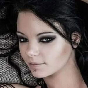 HobbymodelNicky / Lady_Denight_official / https: / ladydenight / quinndarkpie