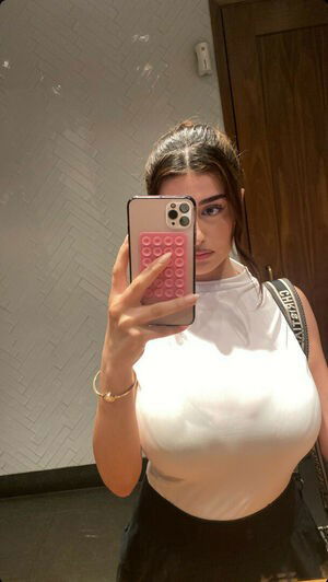 Maya Samusarab / ZEROSUlTSAMUS / mayamba3xx / samusarab