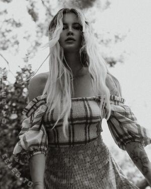Ireland Baldwin / chloebaldwin... / irelandirelandireland