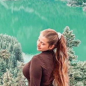 Alex B / alexbofficial / u95035030