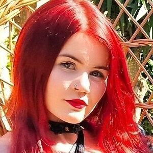 Mia May / _sweet_miamay / away