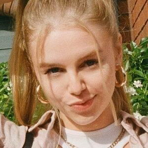 Danielle Shayes / danielleshayes