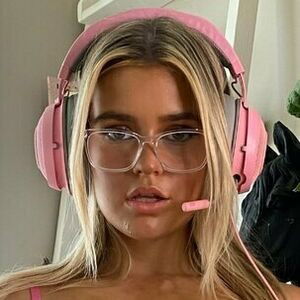 Renae Erica / renaeericaaa / renaeericaaaa / renaeericax