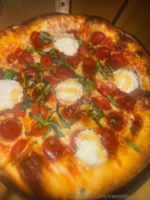 reel / sweetbutsavvy