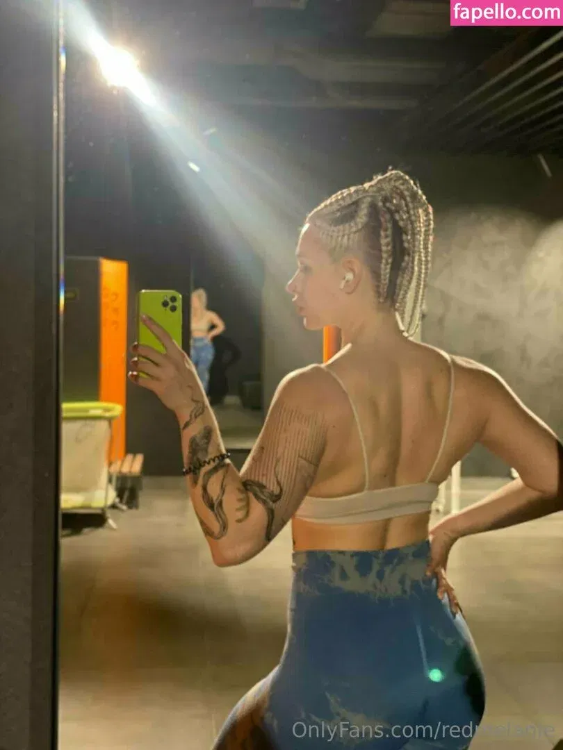 redmelanie Onlyfans Photo Gallery 