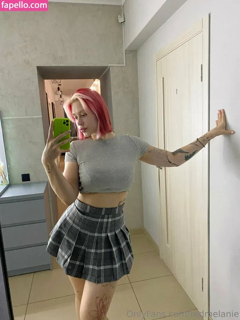 redmelanie Onlyfans Photo Gallery 