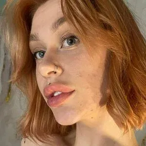 redmelanie Onlyfans Photo Gallery 