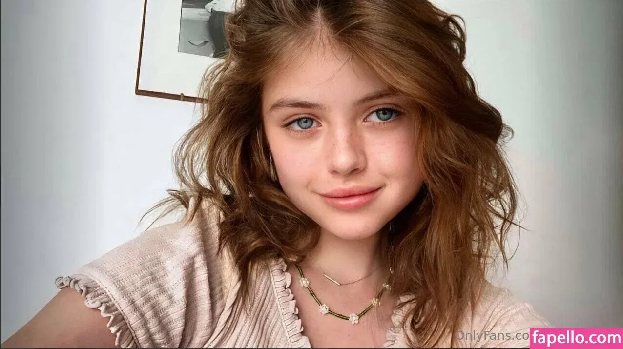 redmelanie Onlyfans Photo Gallery 