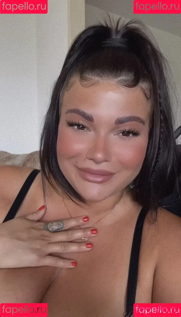 Laura Wölki Onlyfans Photo Gallery 