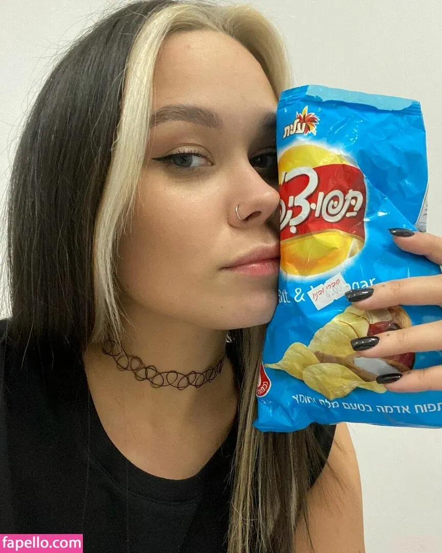 Yunaa_k Onlyfans Photo Gallery 