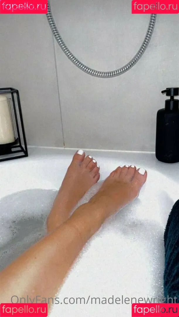 madelenewright Onlyfans Photo Gallery 