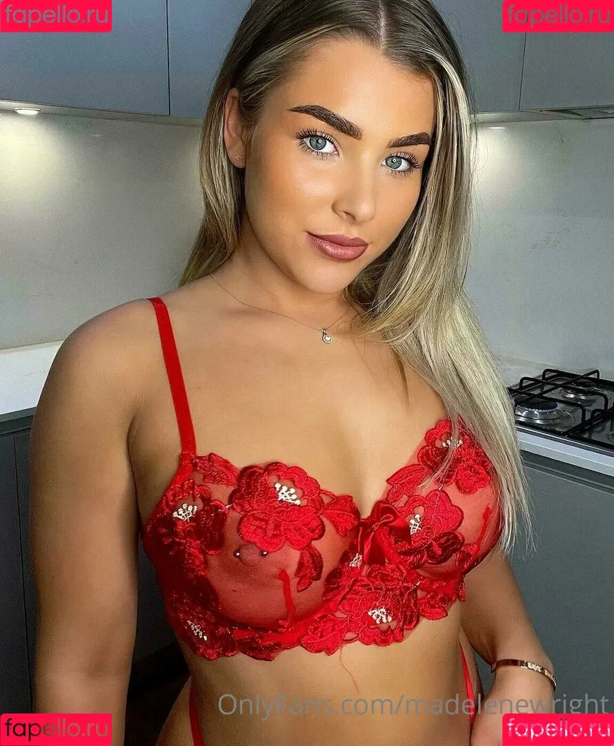 madelenewright Onlyfans Photo Gallery 