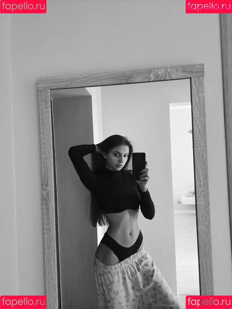 Kateryna Melnyk Onlyfans Photo Gallery 