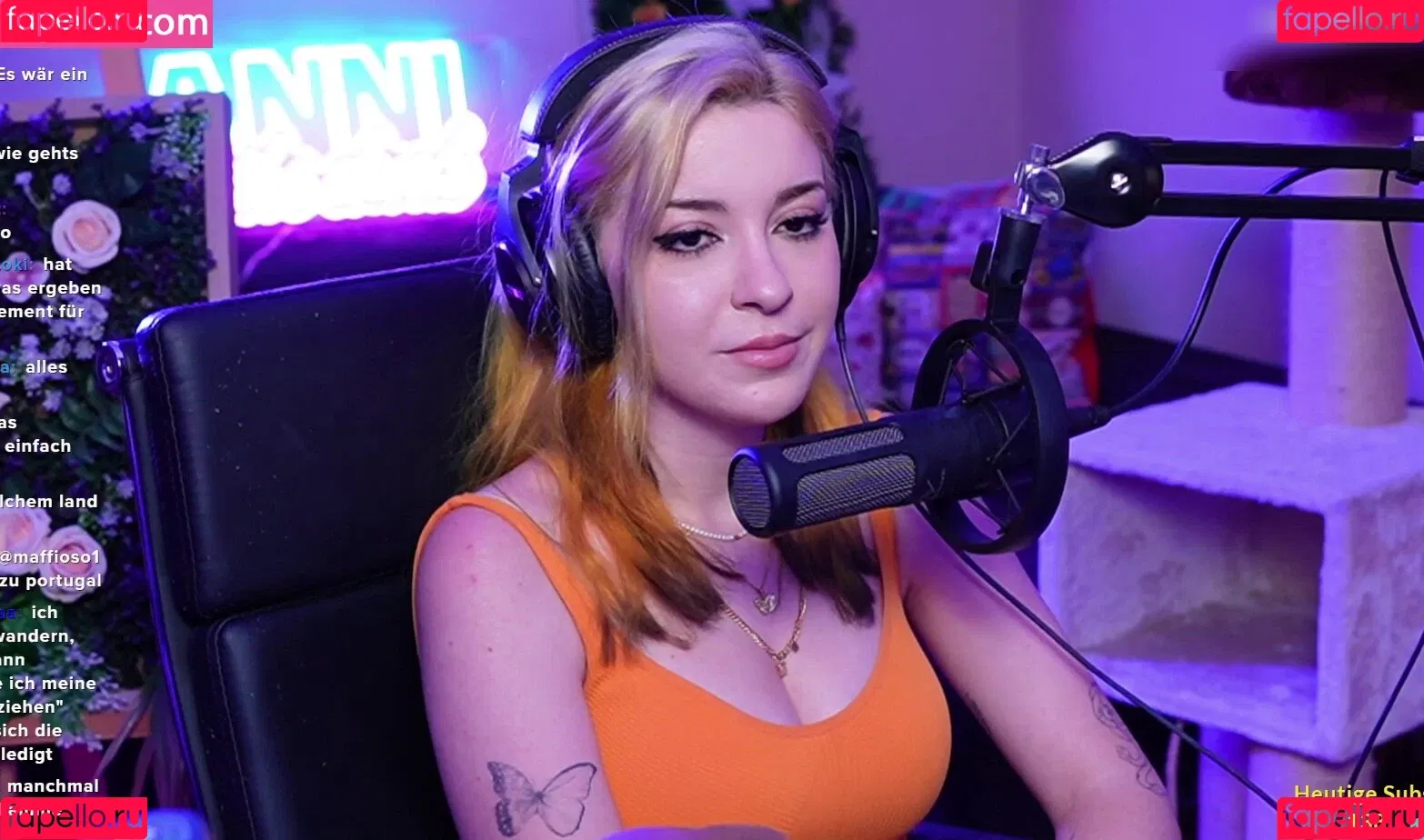 AnniTheDuck Onlyfans Photo Gallery 