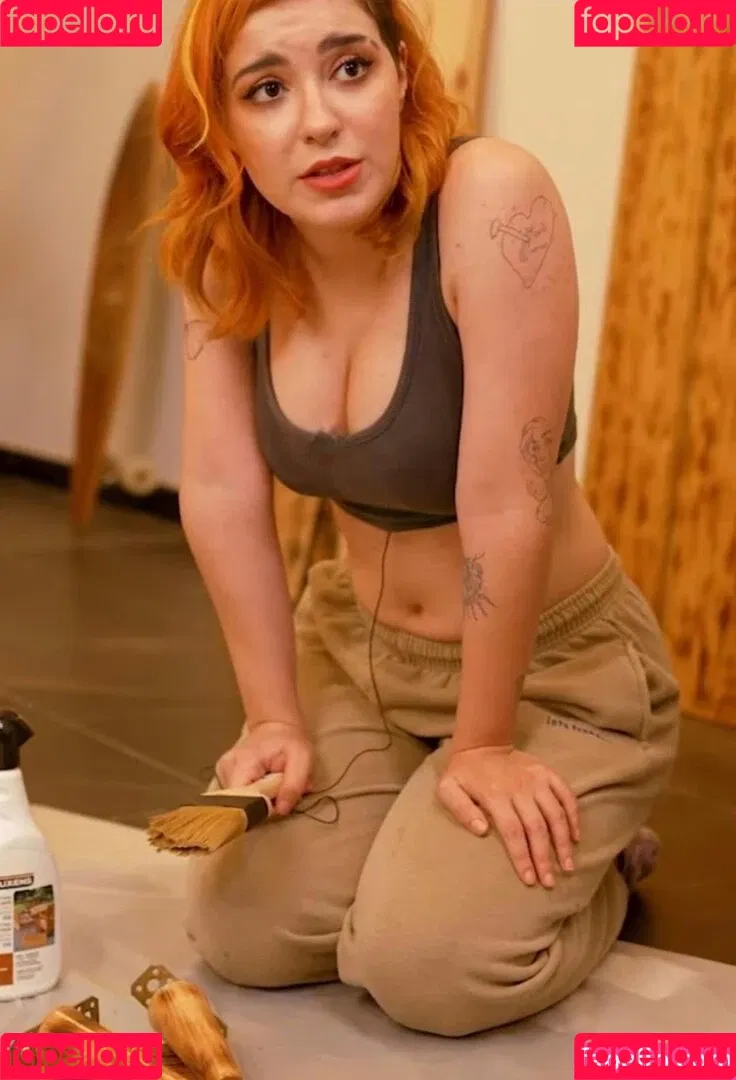 AnniTheDuck Onlyfans Photo Gallery 