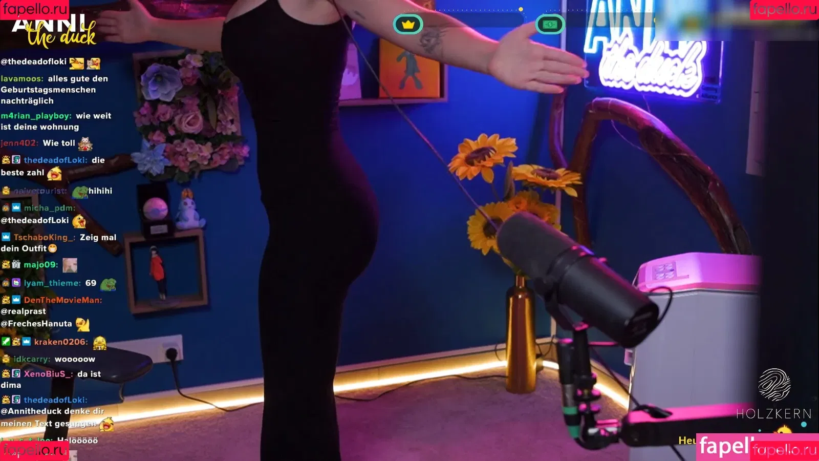 AnniTheDuck Onlyfans Photo Gallery 