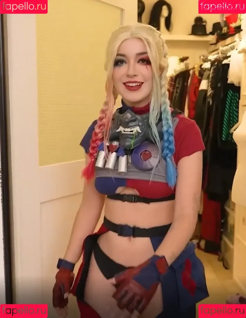 AnniTheDuck Onlyfans Photo Gallery 