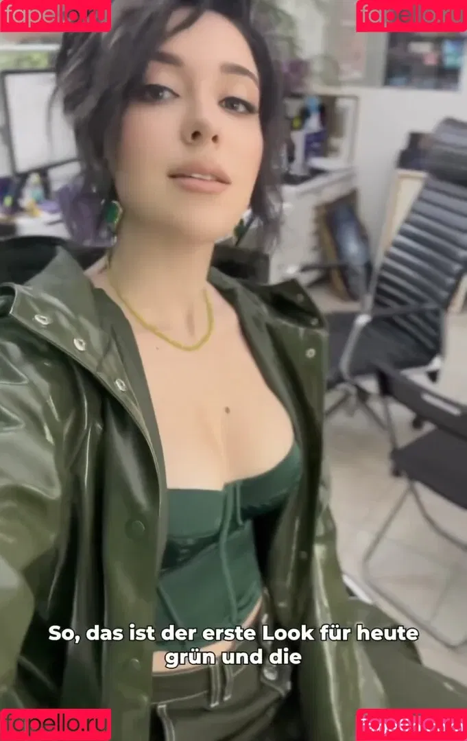 AnniTheDuck Onlyfans Photo Gallery 