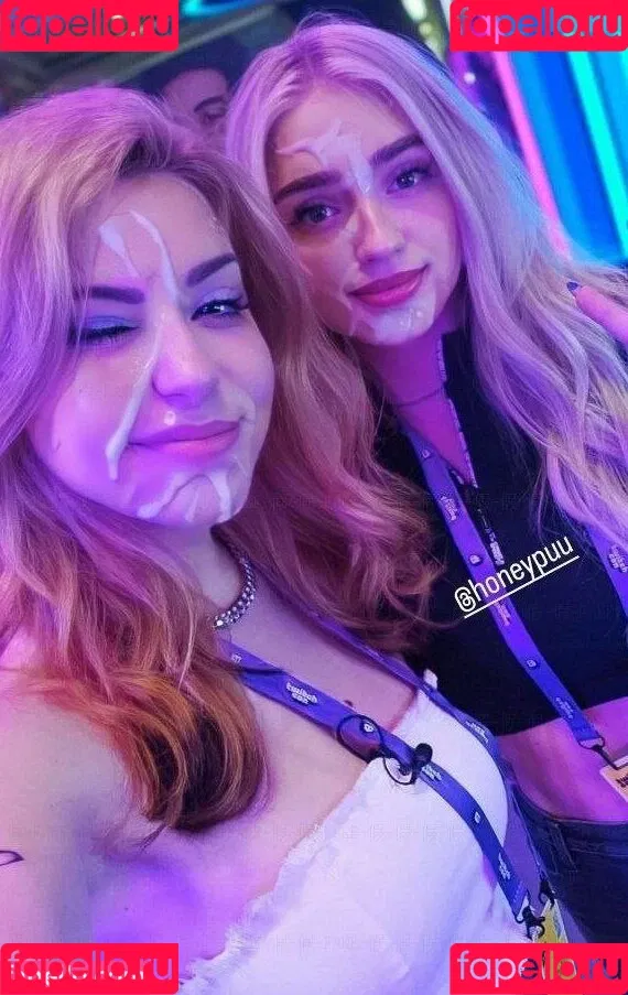 AnniTheDuck Onlyfans Photo Gallery 