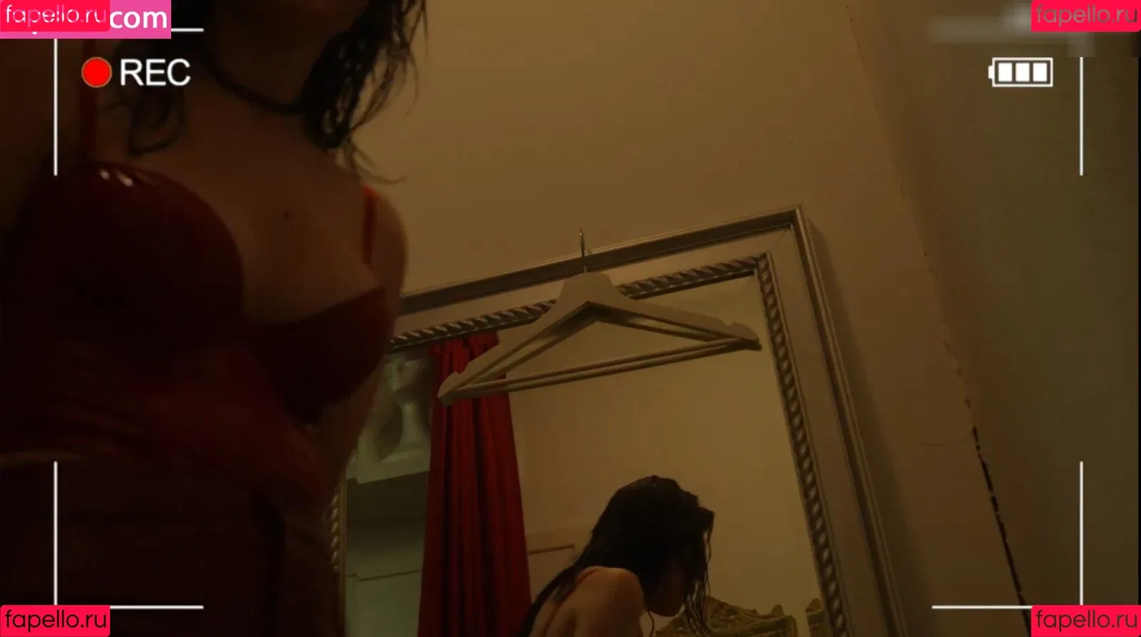 AnniTheDuck Onlyfans Photo Gallery 