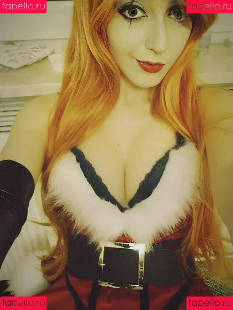 AnniTheDuck Onlyfans Photo Gallery 