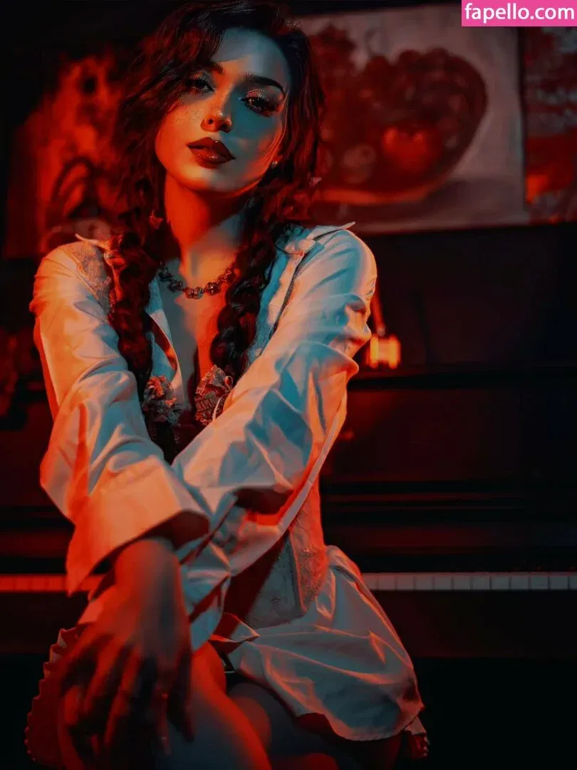 AnniTheDuck Onlyfans Photo Gallery 