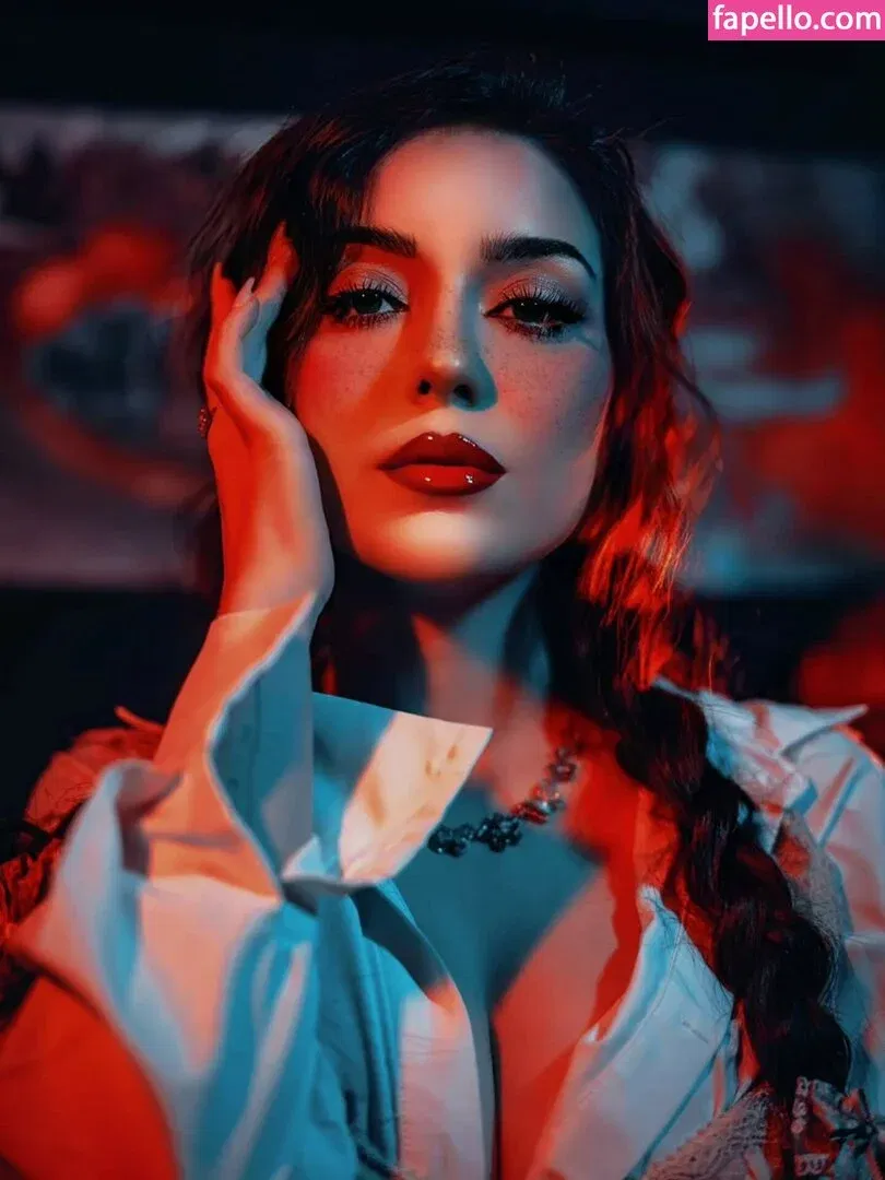 AnniTheDuck Onlyfans Photo Gallery 