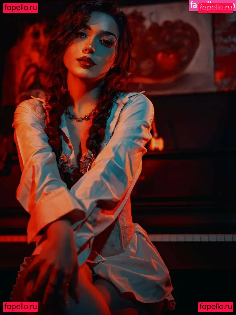 AnniTheDuck Onlyfans Photo Gallery 