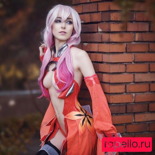 AnniTheDuck Onlyfans Photo Gallery 