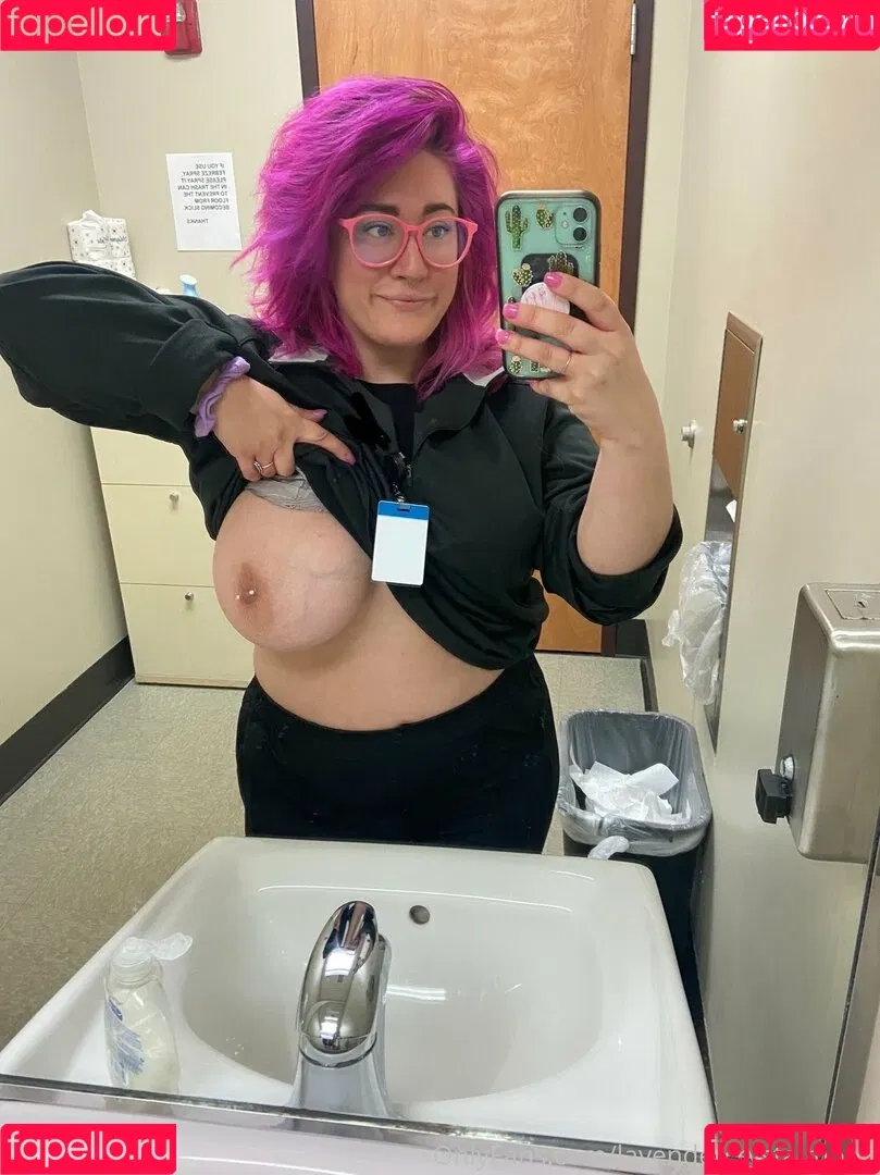 lavendercrystalmoon Onlyfans Photo Gallery 