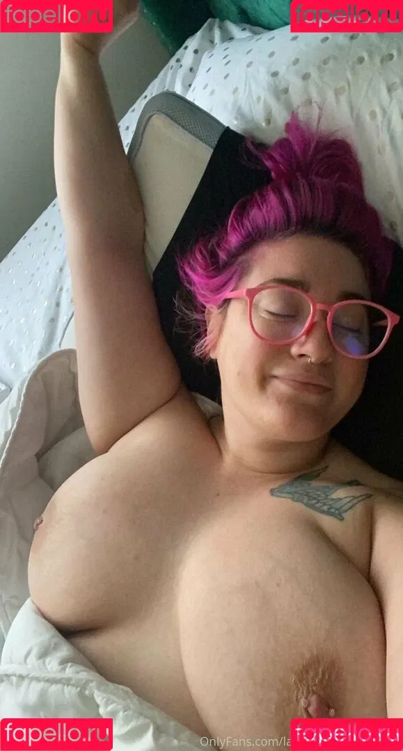 lavendercrystalmoon Onlyfans Photo Gallery 