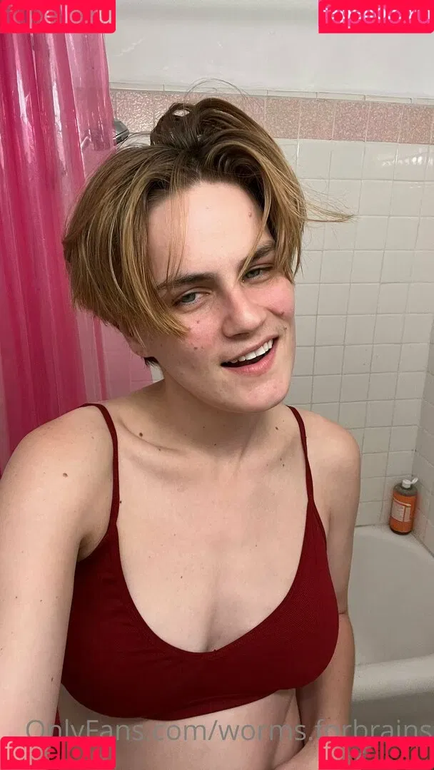 worms.forbrains Onlyfans Photo Gallery 