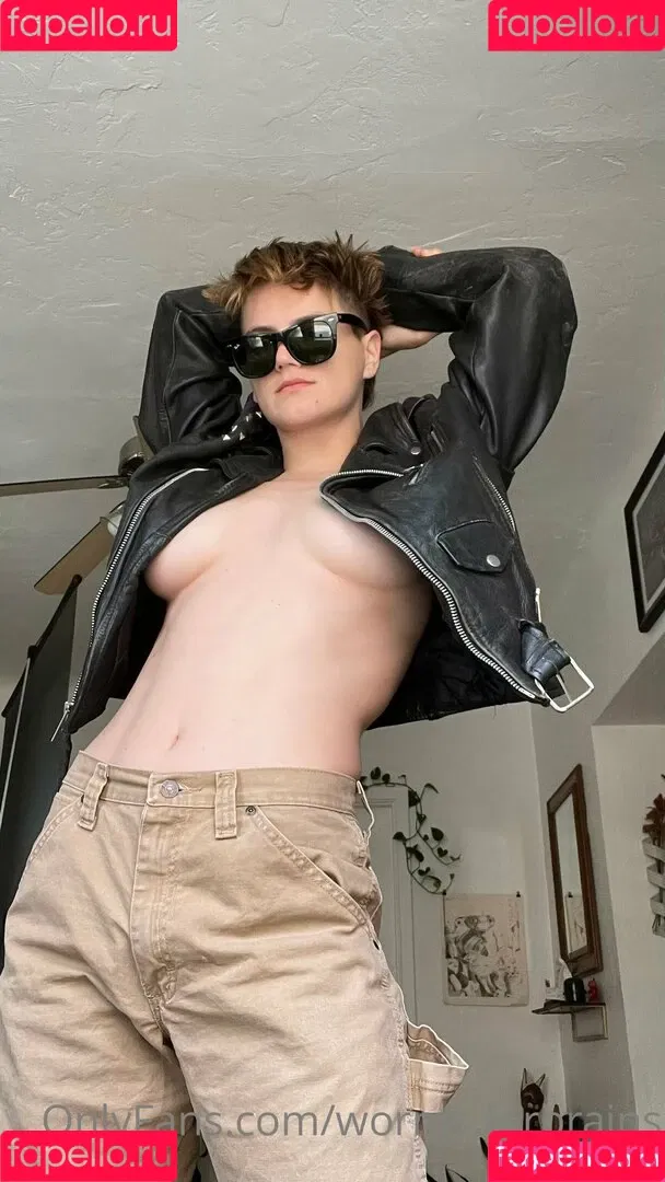 worms.forbrains Onlyfans Photo Gallery 