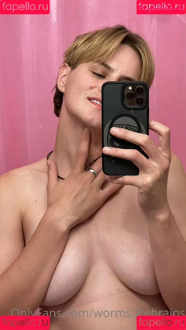 worms.forbrains Onlyfans Photo Gallery 