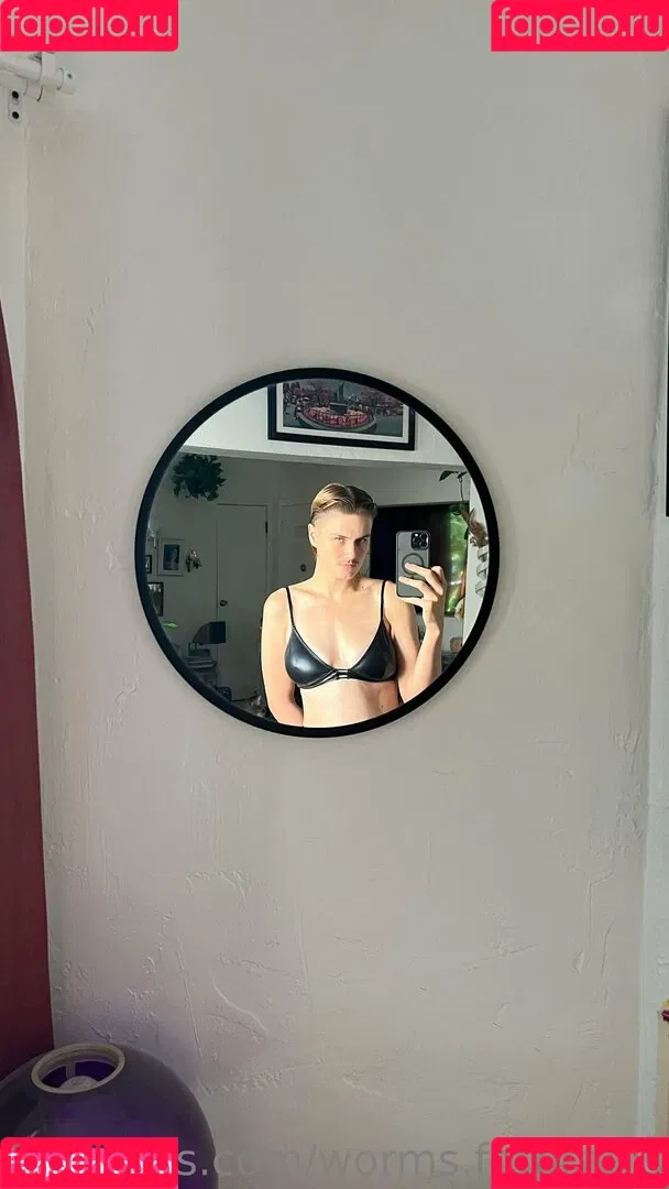worms.forbrains Onlyfans Photo Gallery 