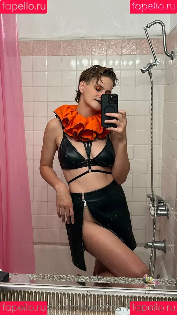 worms.forbrains Onlyfans Photo Gallery 