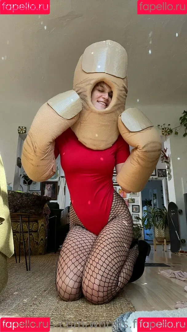 worms.forbrains Onlyfans Photo Gallery 