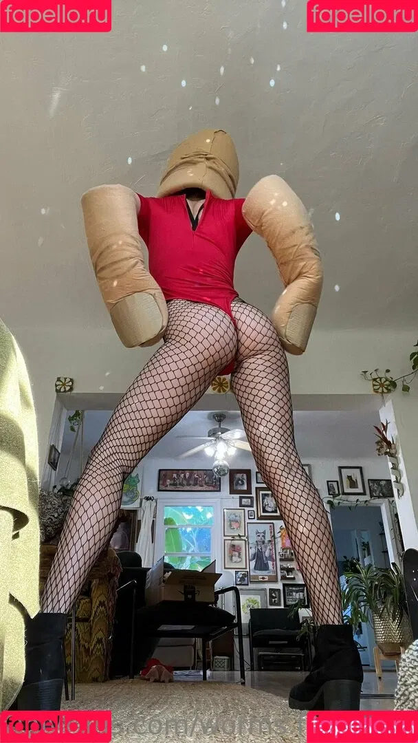 worms.forbrains Onlyfans Photo Gallery 