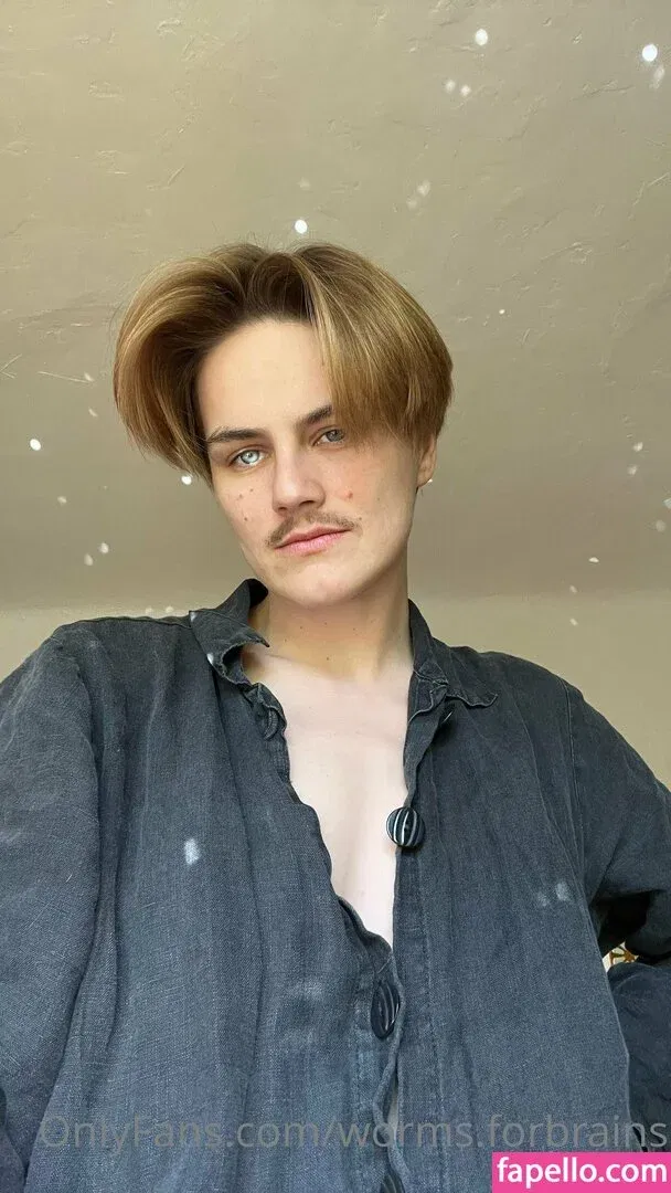 worms.forbrains Onlyfans Photo Gallery 