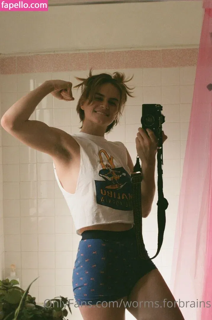 worms.forbrains Onlyfans Photo Gallery 