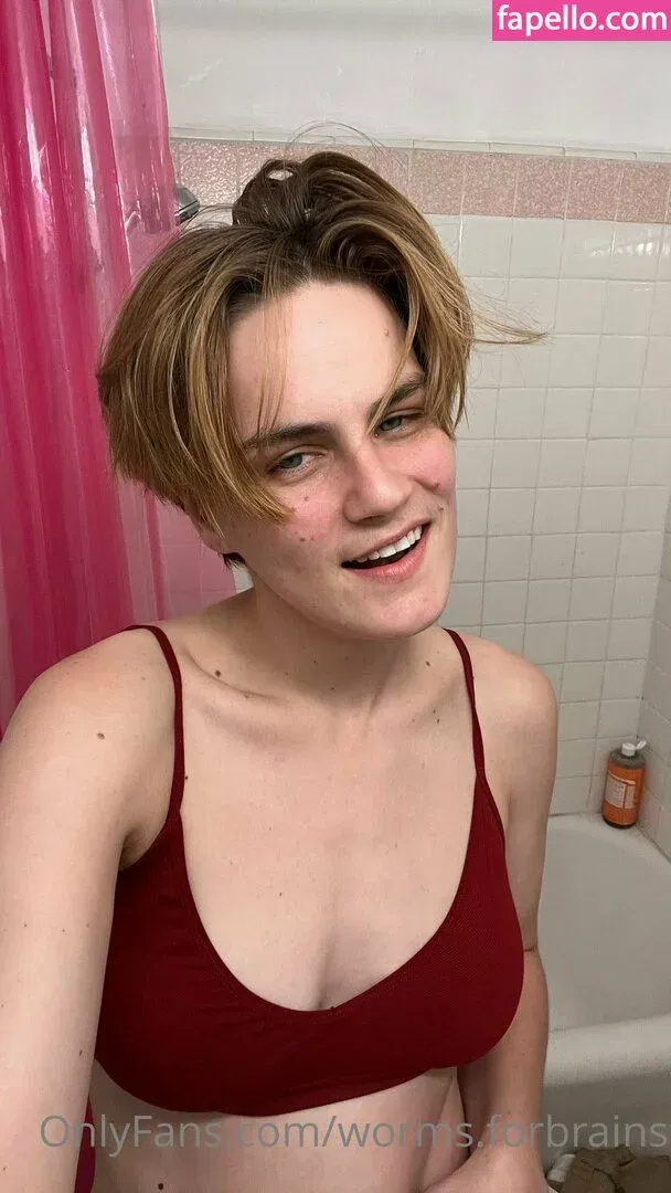 worms.forbrains Onlyfans Photo Gallery 